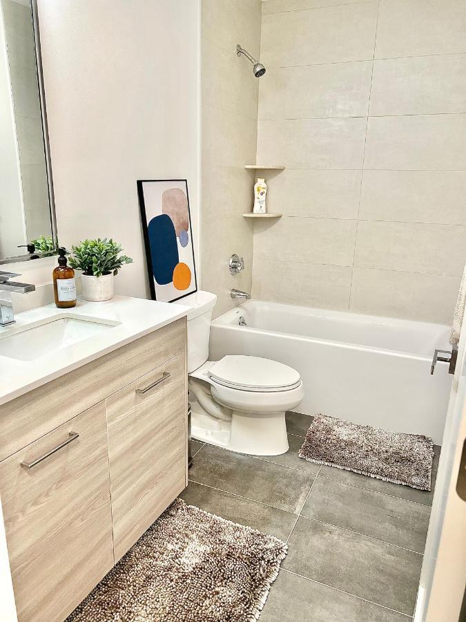 Modern 2 Bed Furnished Apartment In Quincy Kültér fotó