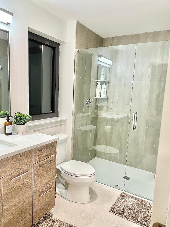 Modern 2 Bed Furnished Apartment In Quincy Kültér fotó